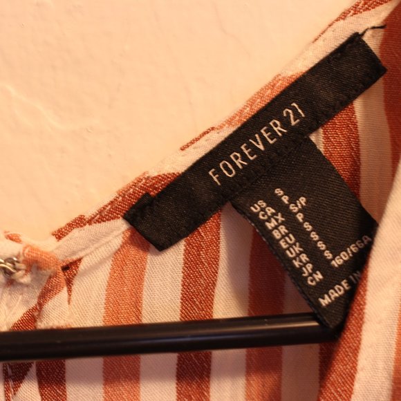 Striped Romper - Picture 2 of 3